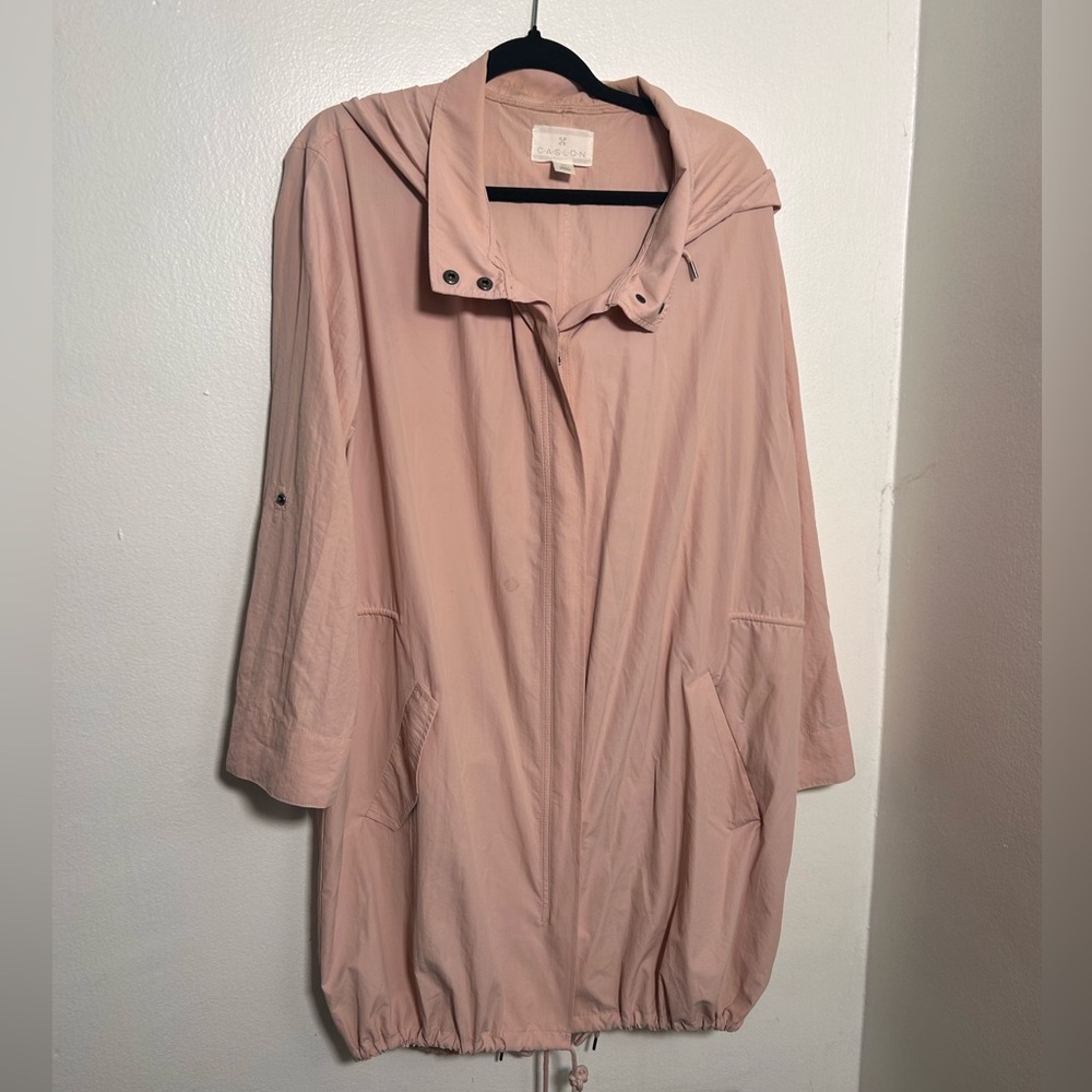 Light pink light trench